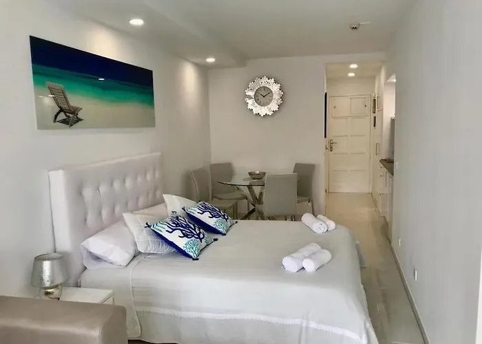 Modern Studio, Close To The